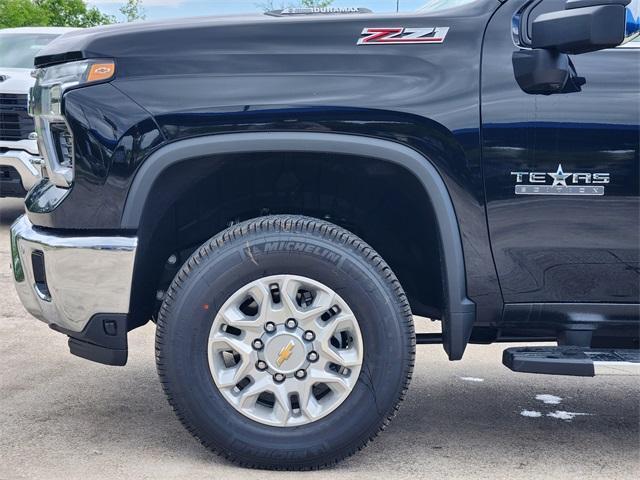 new 2025 Chevrolet Silverado 3500 car, priced at $80,070