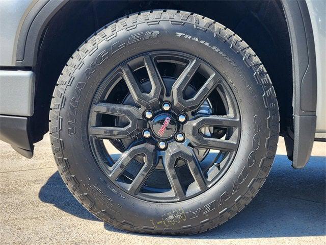 new 2026 GMC Sierra 1500 car, priced at $48,320