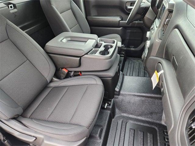 new 2025 GMC Sierra 1500 car, priced at $38,930