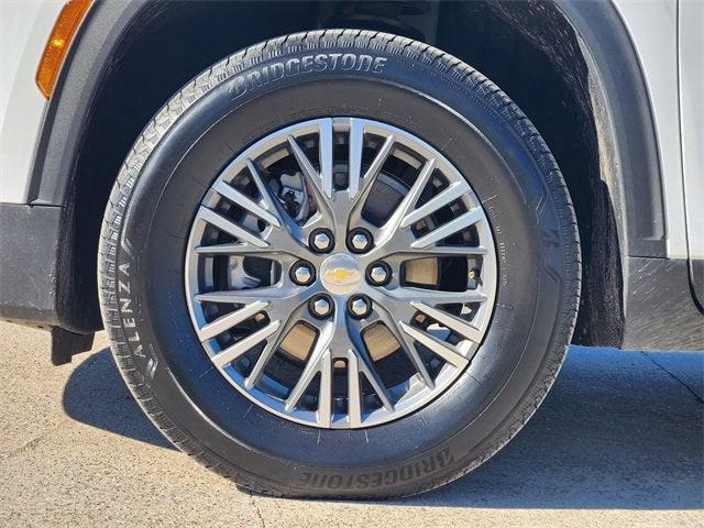 used 2025 Chevrolet Traverse car, priced at $36,000