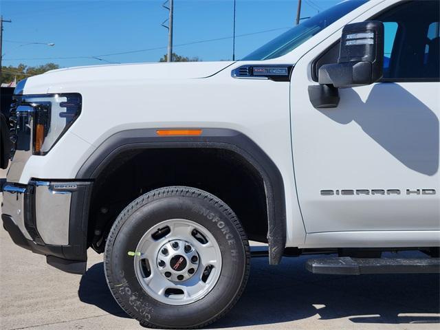 new 2025 GMC Sierra 2500 car, priced at $57,925