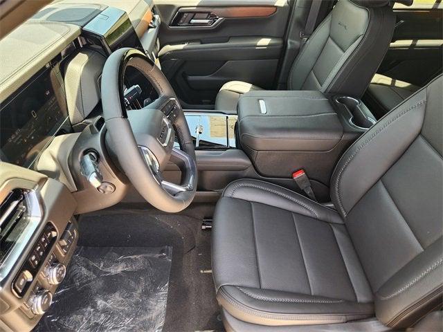new 2025 GMC Yukon car, priced at $87,705