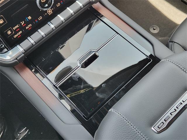new 2025 GMC Yukon car, priced at $87,705