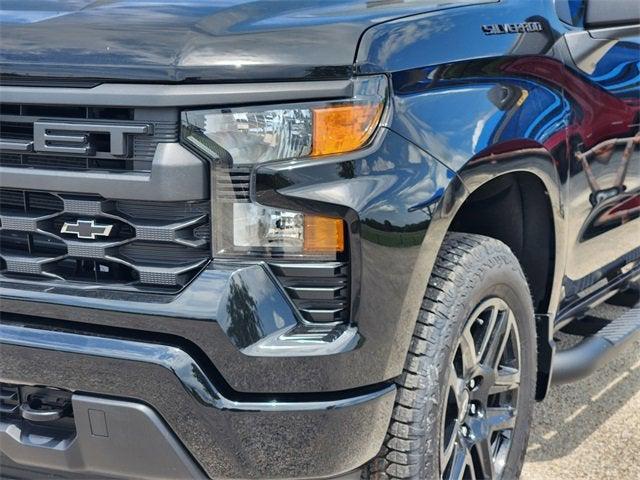 new 2025 Chevrolet Silverado 1500 car, priced at $44,600