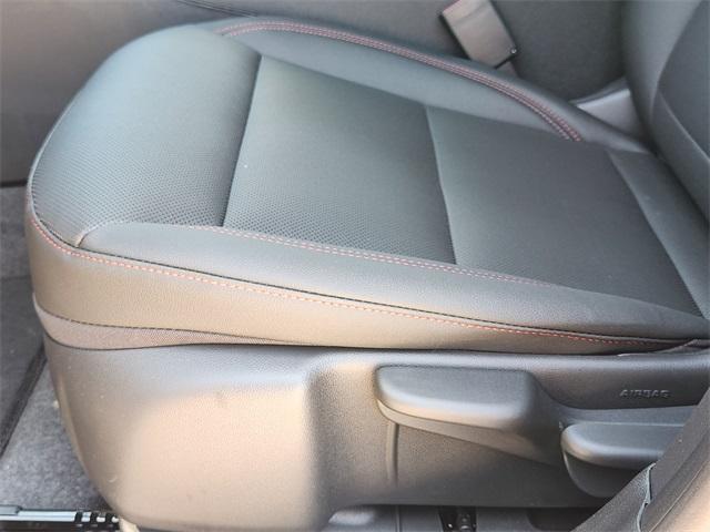 new 2025 Chevrolet Trax car, priced at $26,285