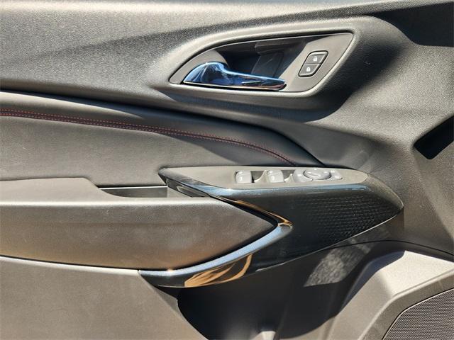 new 2025 Chevrolet Trax car, priced at $26,285