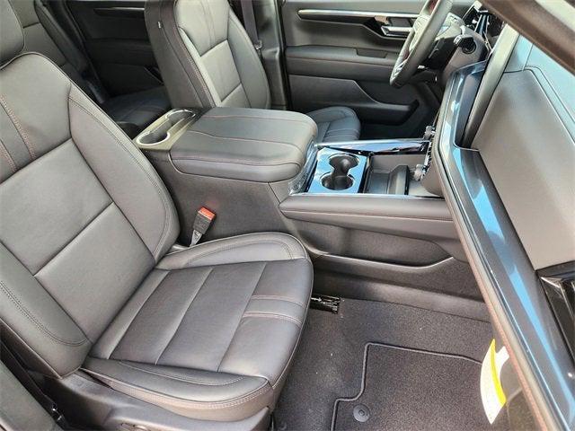 new 2025 Chevrolet Suburban car, priced at $77,019