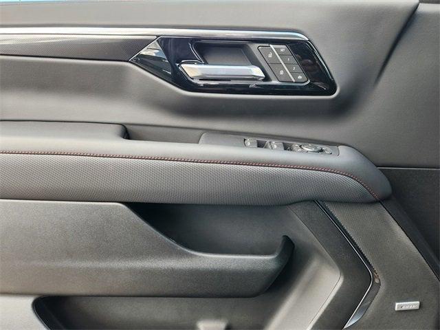 new 2025 Chevrolet Suburban car, priced at $77,019