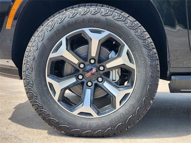 new 2025 GMC Yukon XL car, priced at $85,185