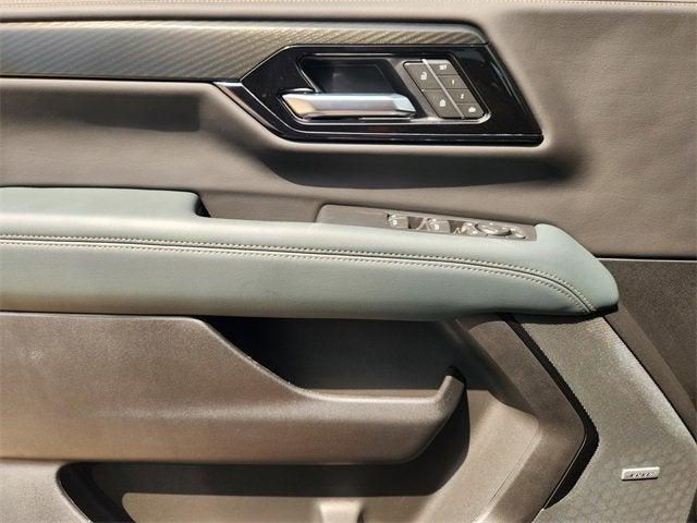 new 2025 GMC Yukon XL car, priced at $85,185