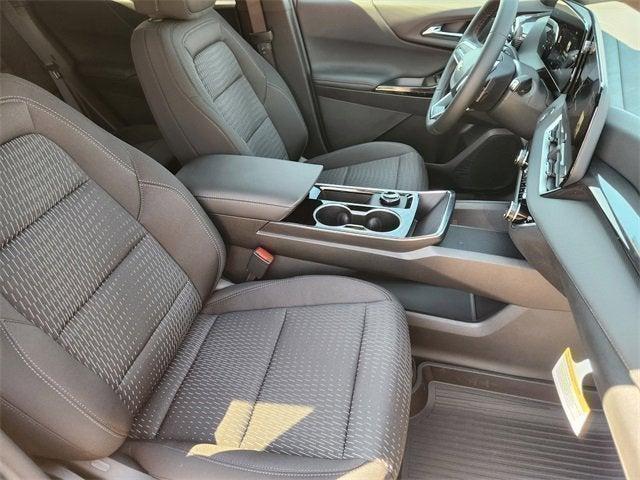 new 2026 Chevrolet Equinox car, priced at $27,260