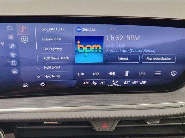 new 2025 Buick Envision car, priced at $37,240