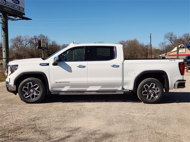 new 2025 GMC Sierra 1500 car, priced at $55,580