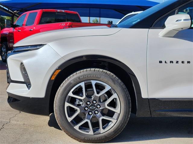 new 2025 Chevrolet Blazer car, priced at $46,660