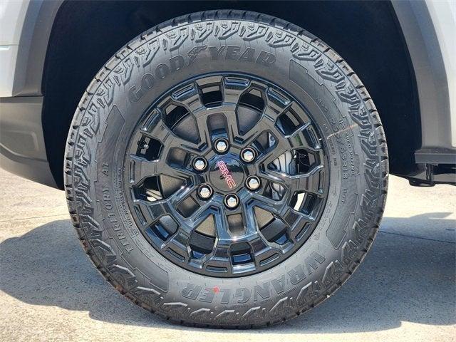 new 2026 GMC Canyon car, priced at $41,320