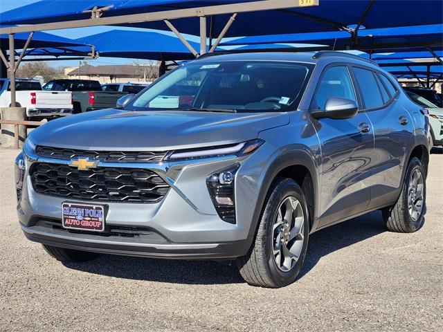 new 2025 Chevrolet Trax car, priced at $25,385