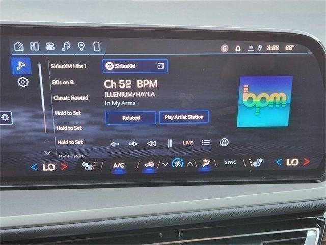 new 2026 Chevrolet Traverse car, priced at $43,190