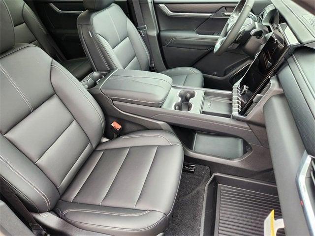 new 2025 GMC Acadia car, priced at $45,175