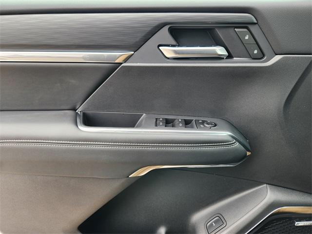 new 2025 GMC Acadia car, priced at $45,175