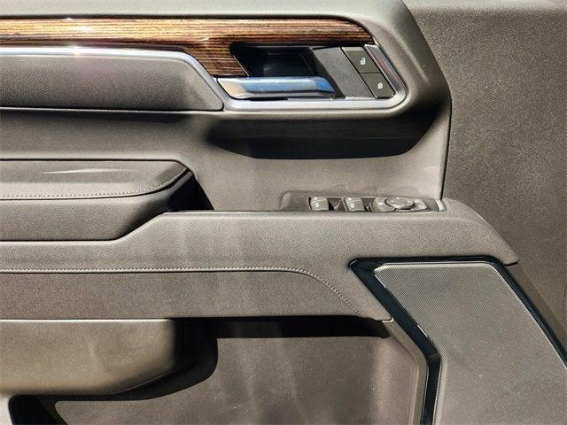 new 2025 GMC Sierra 1500 car, priced at $47,540