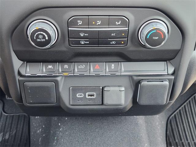 new 2025 Chevrolet Silverado 1500 car, priced at $43,250