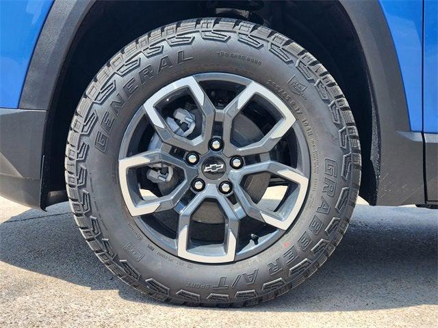 new 2026 Chevrolet Equinox car, priced at $32,395