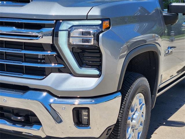 new 2025 Chevrolet Silverado 2500 car, priced at $77,300