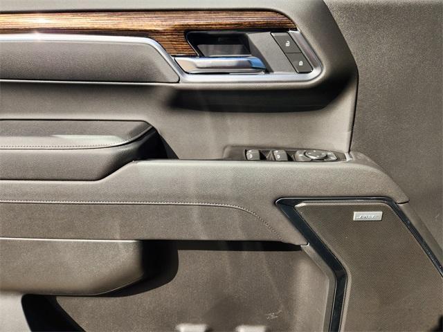 new 2025 GMC Sierra 1500 car, priced at $57,235