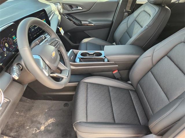 new 2025 Chevrolet Equinox car, priced at $29,100