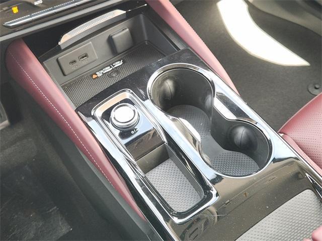 new 2025 Buick Envision car, priced at $39,740