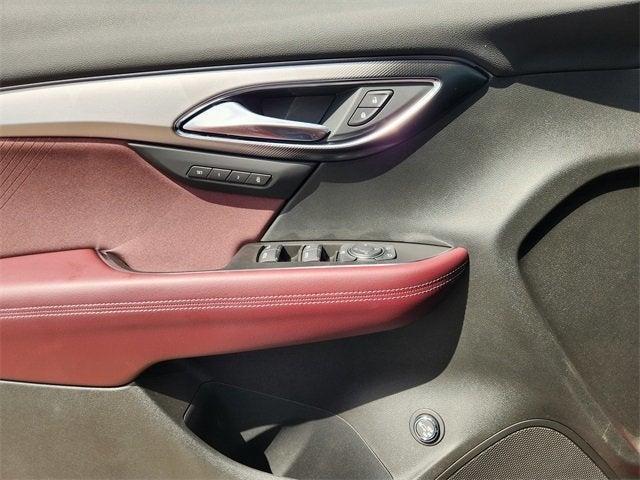 new 2025 Buick Envision car, priced at $39,740