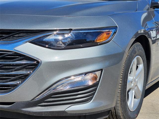 new 2025 Chevrolet Malibu car, priced at $24,245