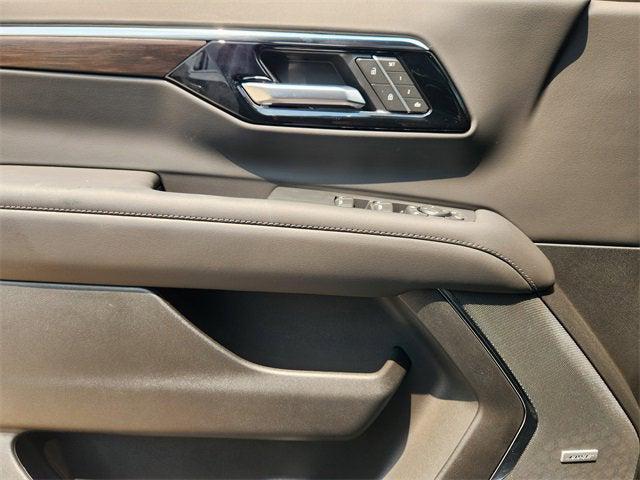 new 2025 Chevrolet Suburban car, priced at $74,030