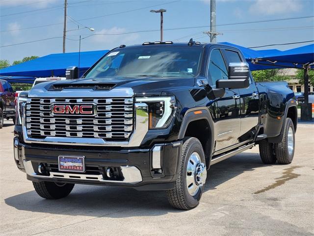 new 2024 GMC Sierra 3500 car, priced at $76,530