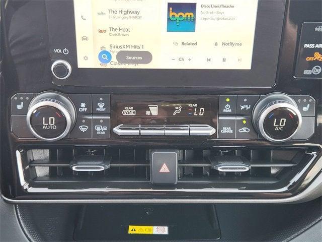 used 2023 Toyota Highlander car, priced at $35,500