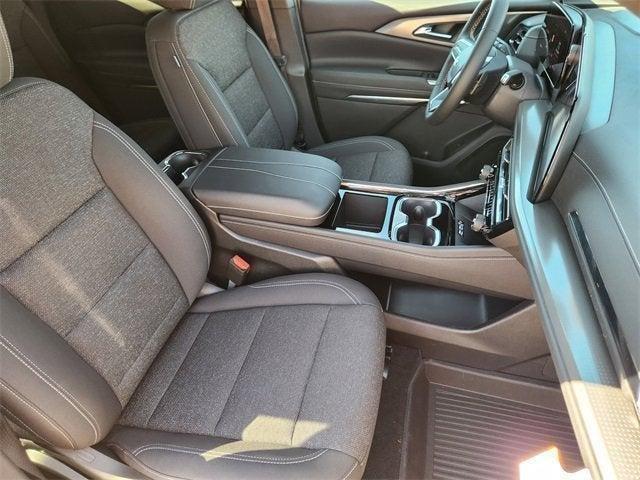 new 2026 Chevrolet Traverse car, priced at $43,394