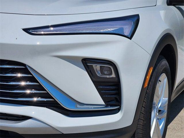 new 2025 Buick Envista car, priced at $23,690