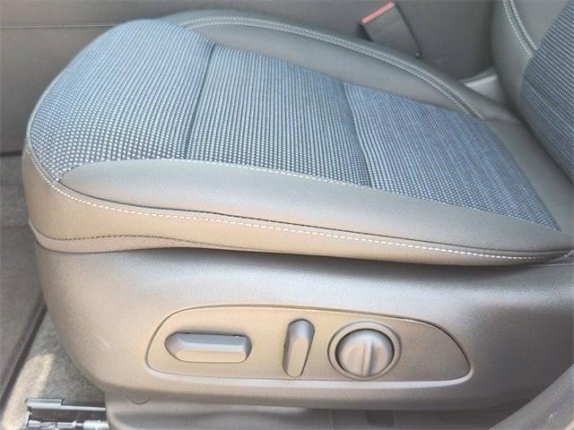 new 2025 Buick Envista car, priced at $23,690