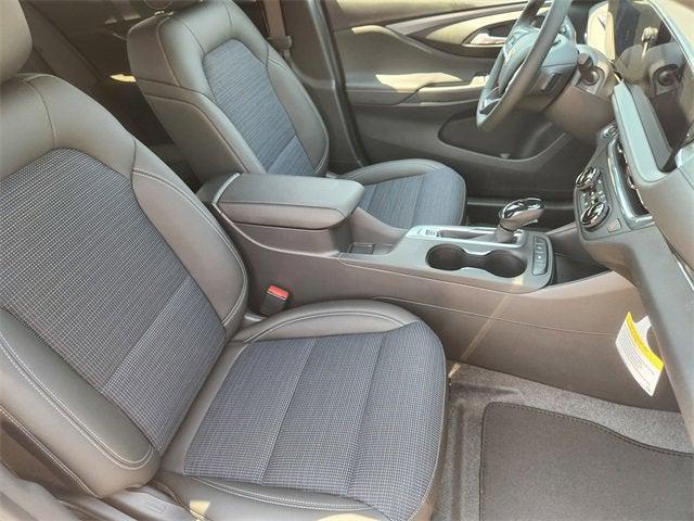new 2025 Buick Envista car, priced at $23,690