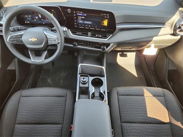 new 2026 Chevrolet Equinox car, priced at $28,360