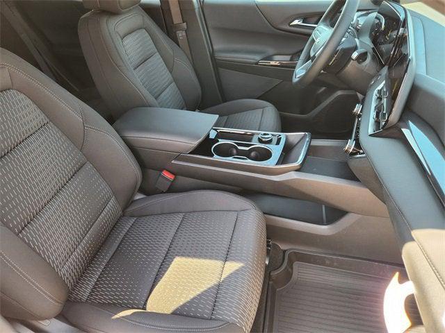 new 2026 Chevrolet Equinox car, priced at $28,360