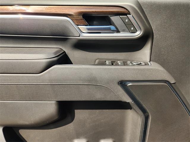 new 2025 Chevrolet Silverado 2500 car, priced at $70,805
