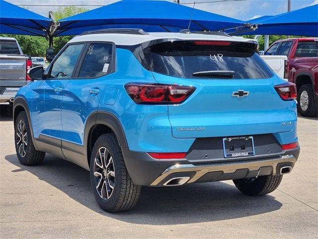 new 2025 Chevrolet TrailBlazer car, priced at $31,225