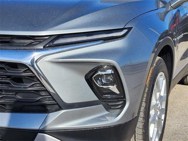 new 2025 Chevrolet Blazer car, priced at $33,884