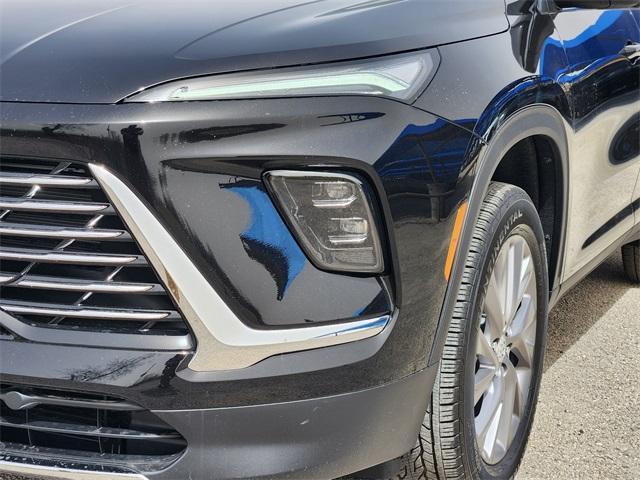 new 2025 Buick Enclave car, priced at $45,525