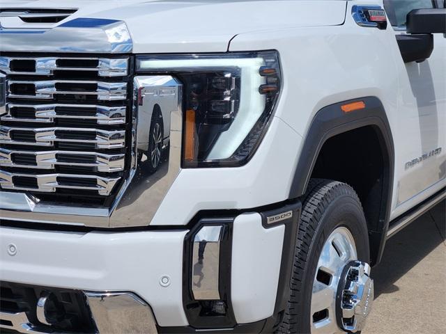 new 2025 GMC Sierra 3500 car, priced at $86,970