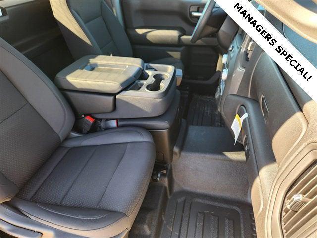 new 2025 GMC Sierra 1500 car, priced at $38,430