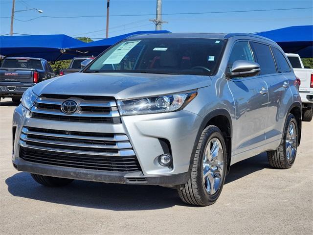 used 2019 Toyota Highlander car, priced at $26,000