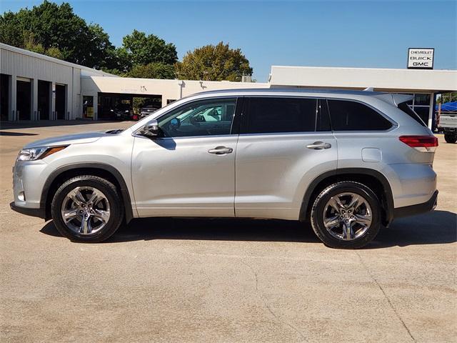 used 2019 Toyota Highlander car, priced at $26,000