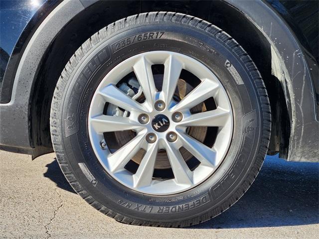 used 2019 Kia Sorento car, priced at $12,500